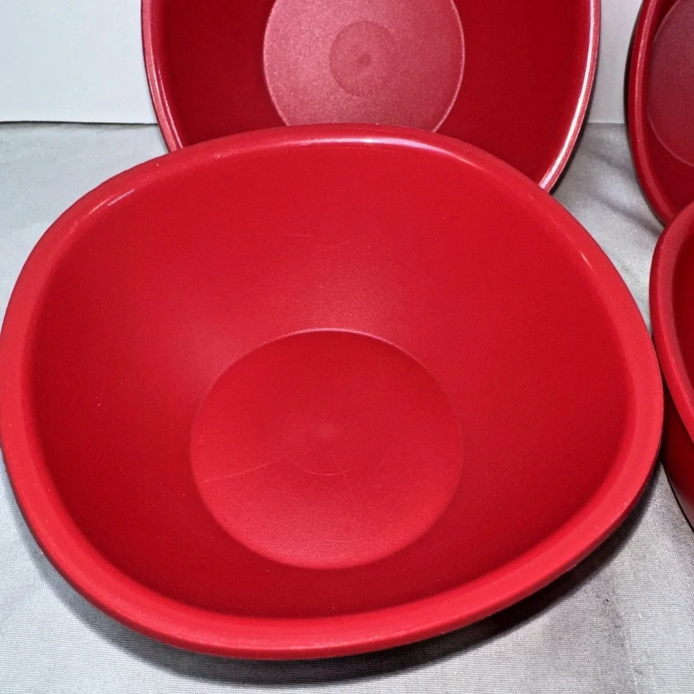 Tupperware Set of Four  Legacy Pinch Cereal Bowls Red 1 3/4 cups New